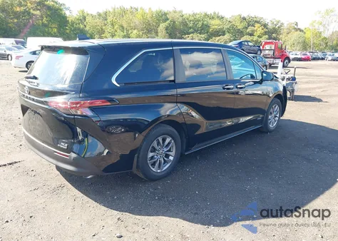 2021 Toyota Sienna Xle z USA, uszkodzony, nr VIN 5TDYSKFC5MS015686